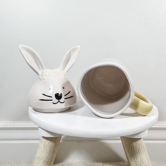 Rae Dunn Easter coffee mug and bunny topper - Picture 4 of 4